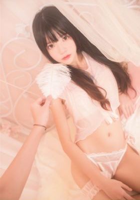 欧美极限深喉口爆_十万网红美女美酱